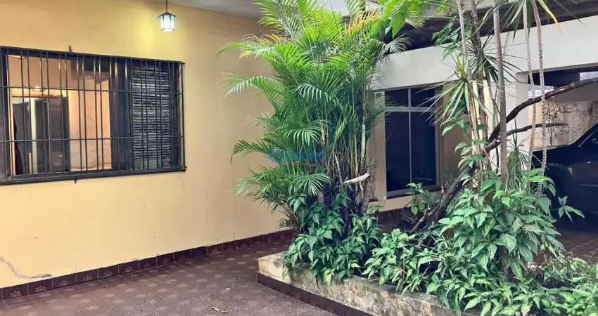 Casa com 3 quarto(s) e 3 banheiro(s) para alugar, 10 m² por r$ 15000 / mês