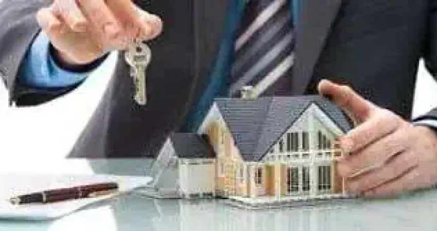 Casa com 3 quarto(s) e 4 banheiro(s) para alugar, 220 m² por r$ 2185 / mês