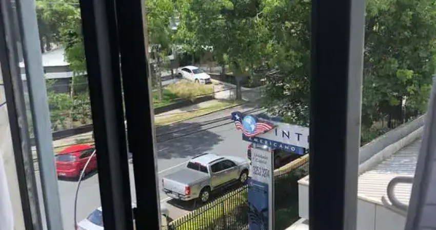 Apartamento com 3 quarto(s) e 3 banheiro(s) para alugar, 146 m² por r$ 2300 / mês