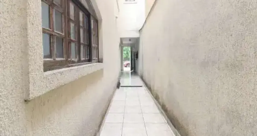 Casa com 3 quarto(s) e 2 banheiro(s) para alugar, 250 m² por r$ 5000 / mês