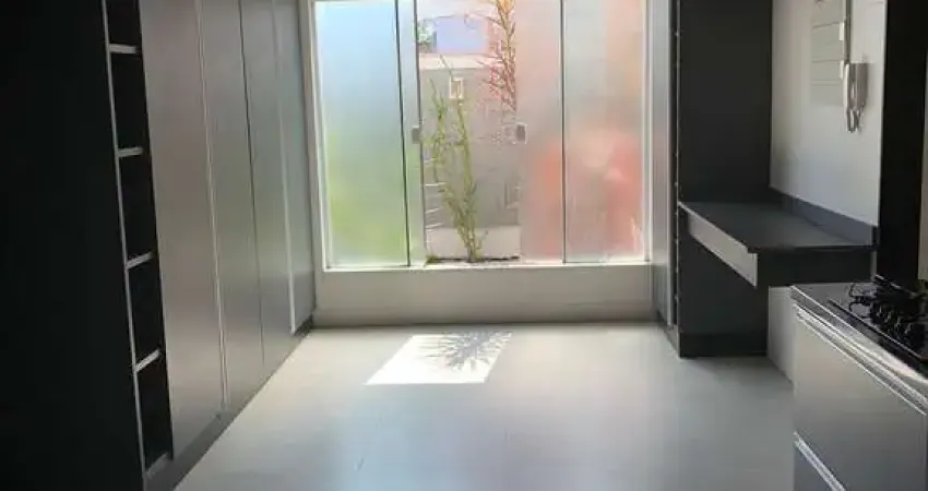 Casa em condomínio com 4 quarto(s) e 4 banheiro(s) para alugar, 360 m² por r$ 17989 / mês