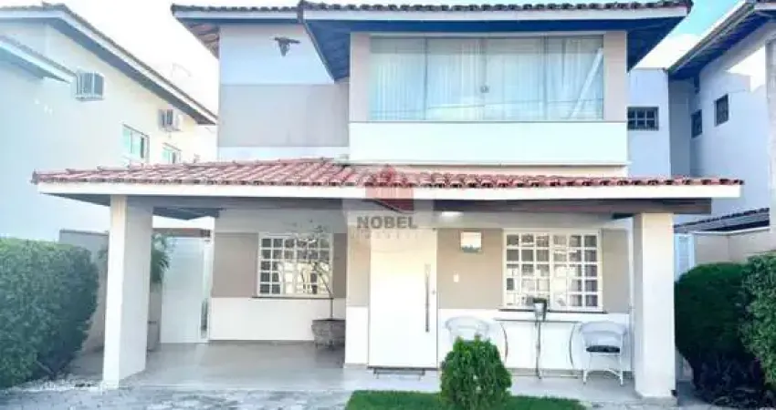 Casa em condomínio com 4 quarto(s) e 2 banheiro(s) para alugar, 290 m² por r$ 6000 / mês
