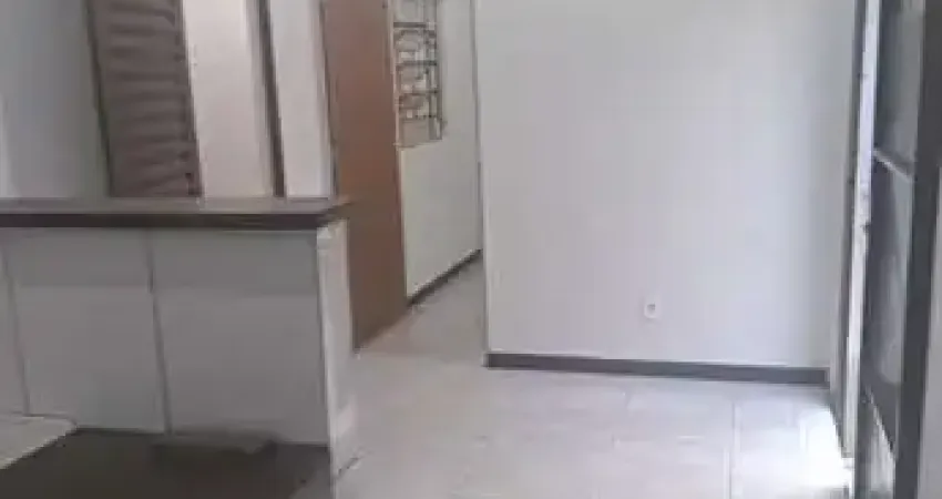 Kitnet/ studio com 1 quarto(s) e 1 banheiro(s) para alugar, 25 m² por r$ 823 / mês