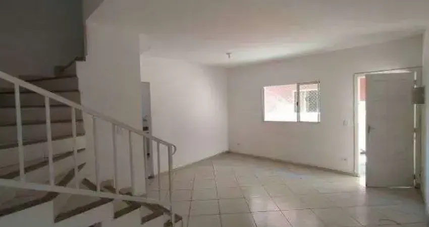 Casa em condomínio com 3 quarto(s) e 2 banheiro(s) para alugar, 90 m² por r$ 2300 / mês