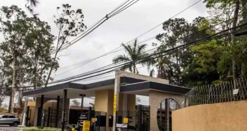 Casa em condomínio com 4 quarto(s) e 2 banheiro(s) para alugar, 450 m² por r$ 6615 / mês