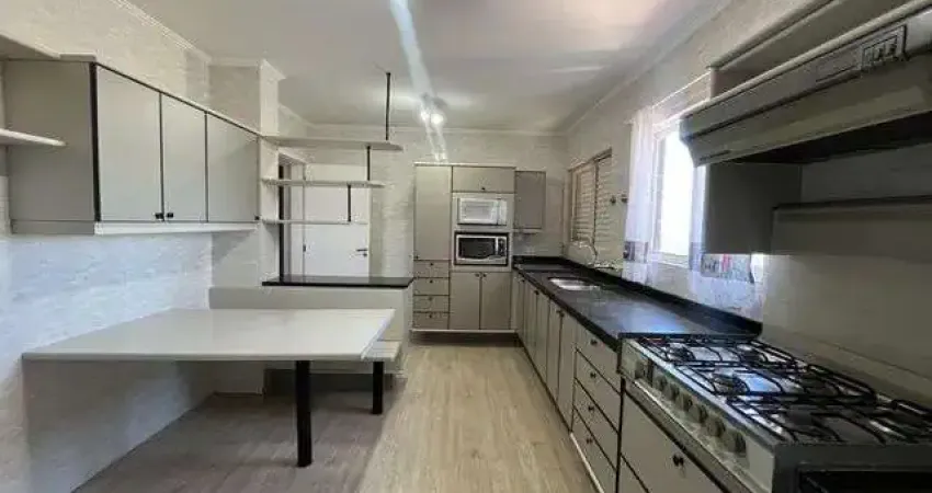 Apartamento com 3 quarto(s) e 5 banheiro(s) para alugar, 290 m² por r$ 7500 / mês