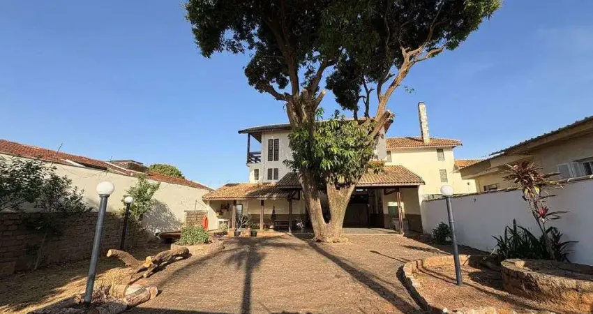 Casa com 6 quarto(s) e 11 banheiro(s) para alugar, 550 m² por r$ 10855 / mês