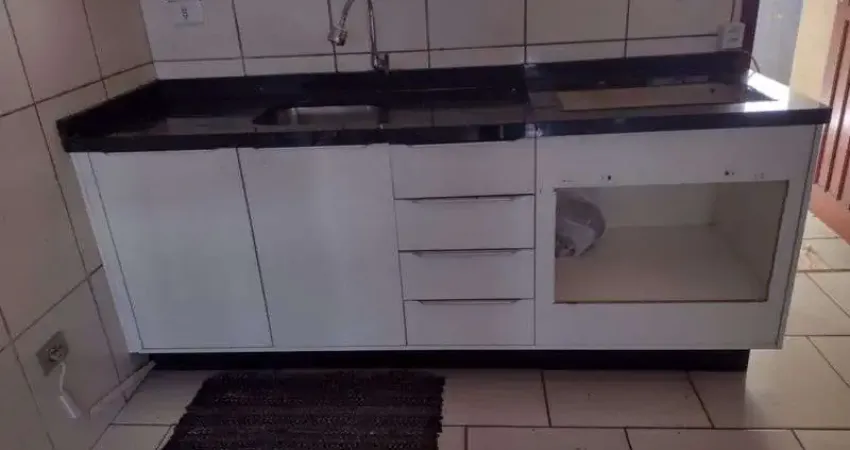 Casa com 2 quarto(s) e 1 banheiro(s) para alugar, 200 m² por r$ 2250 / mês