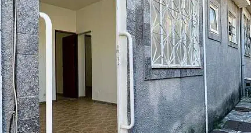 Casa com 2 quarto(s) e 1 banheiro(s) para alugar, 70 m² por r$ 1700 / mês