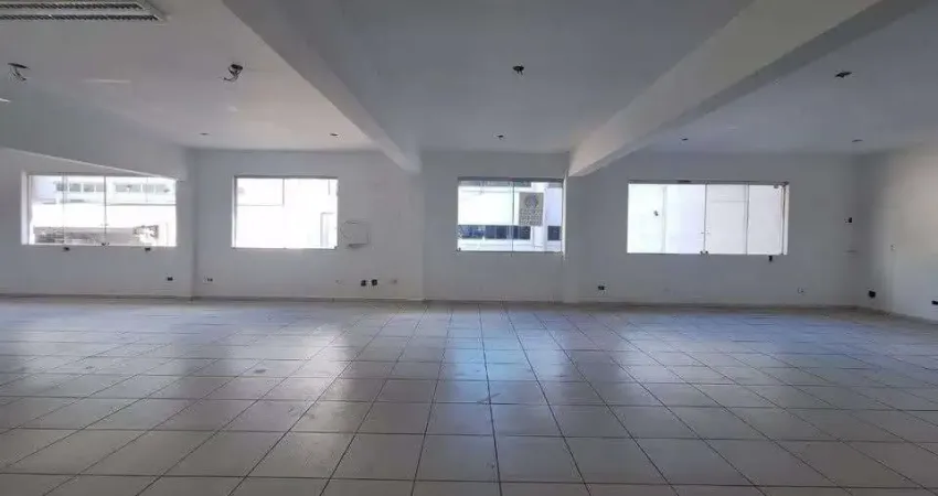 Casa em condomínio com 1 quarto(s) e 1 banheiro(s) para alugar, 250 m² por r$ 6500 / mês