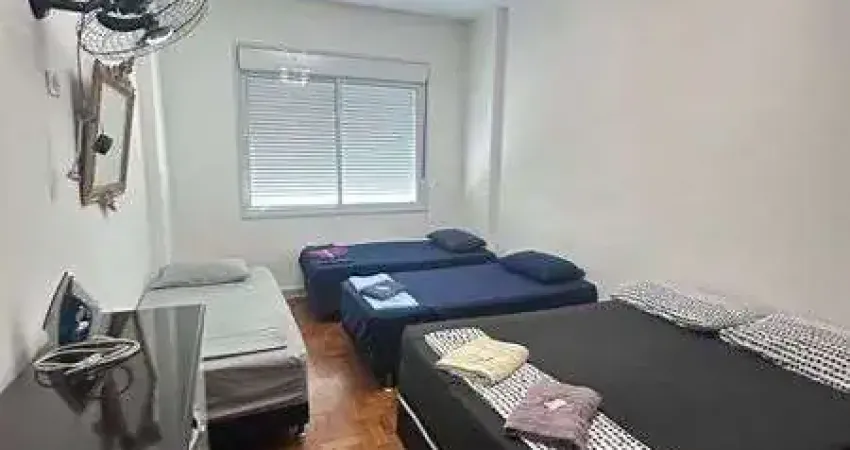 Apartamento com 1 quarto(s) e 1 banheiro(s) para alugar, 65 m² por r$ 2300 / mês
