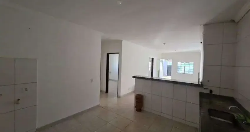 Casa com 3 quarto(s) e 1 banheiro(s) para alugar, 90 m² por r$ 2600 / mês