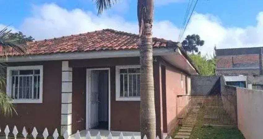 Casa com 3 quarto(s) e 2 banheiro(s) para alugar, 350 m² por r$ 2500 / mês