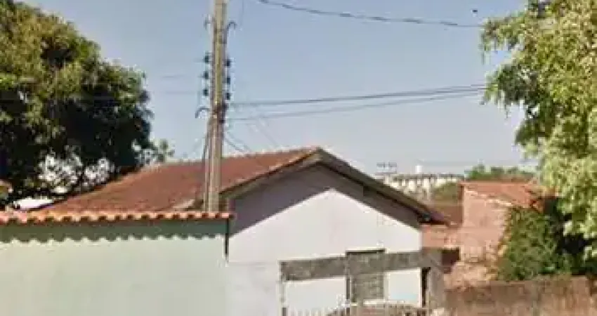 Casa com 2 quarto(s) e 1 banheiro(s) para alugar, 200 m² por r$ 800 / mês