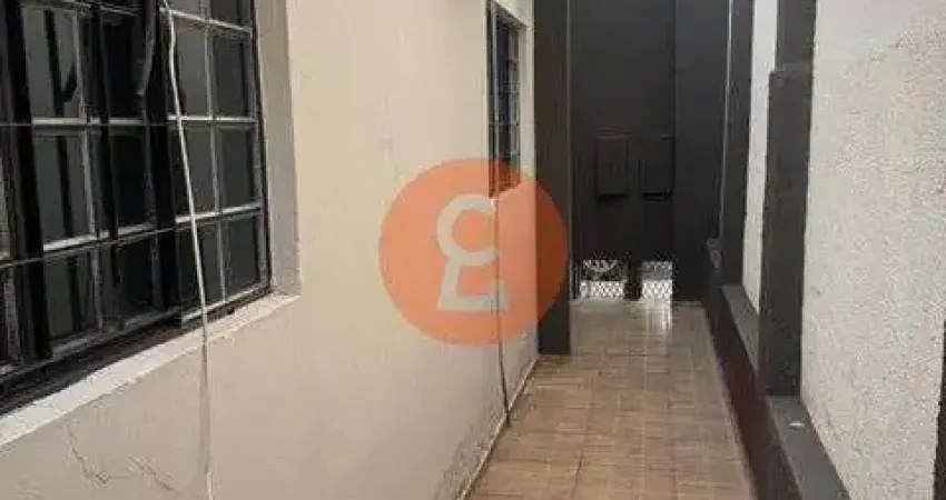 Casa com 6 Quarto(s) e 4 banheiro(s) para Alugar, 153 m² por R$ 4200 / Mês