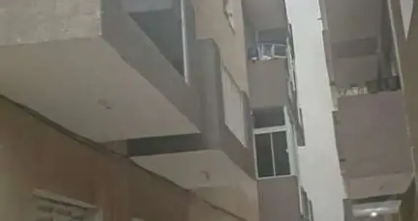 Apartamento com 2 Quarto(s) e 1 banheiro(s) para Alugar, 47 m² por R$ 1650 / Mês