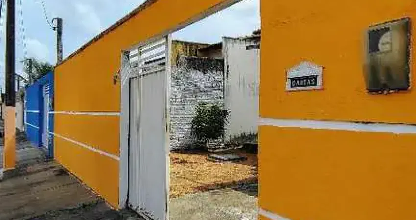 Casa com 2 Quarto(s) e 1 banheiro(s) para Alugar, 66 m² por R$ 700 / Mês