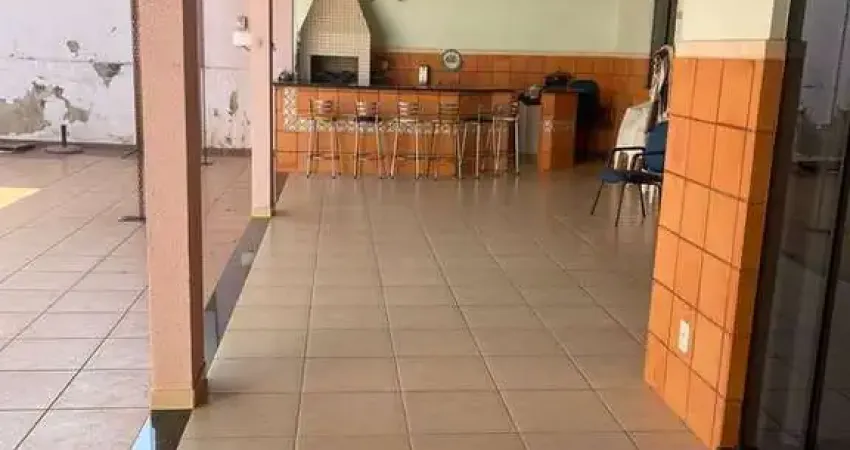 Casa com 3 Quarto(s) e 4 banheiro(s) para Alugar, 458 m² por R$ 6200 / Mês