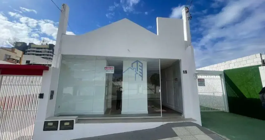 Ponto comercial com 1 sala para alugar na Alberto Leal, 23, Candeias, Vitória da Conquista