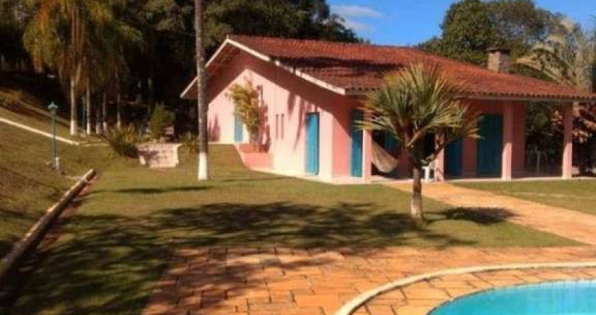 Chácara com 3 dormitórios à venda, 5000 m² por R$ 850.000,00 - Dona Catarina - Mairinque/SP