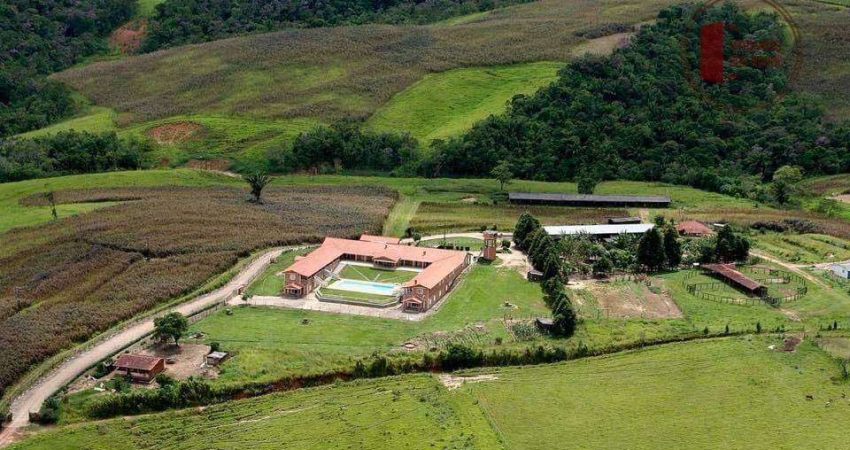 Fazenda com 3 salas à venda no Centro, São Miguel Arcanjo 