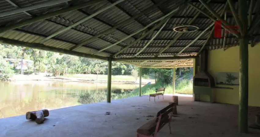 Chácara / sítio à venda na Rua Eduardo Santucci, Área Rural de São Roque, São Roque