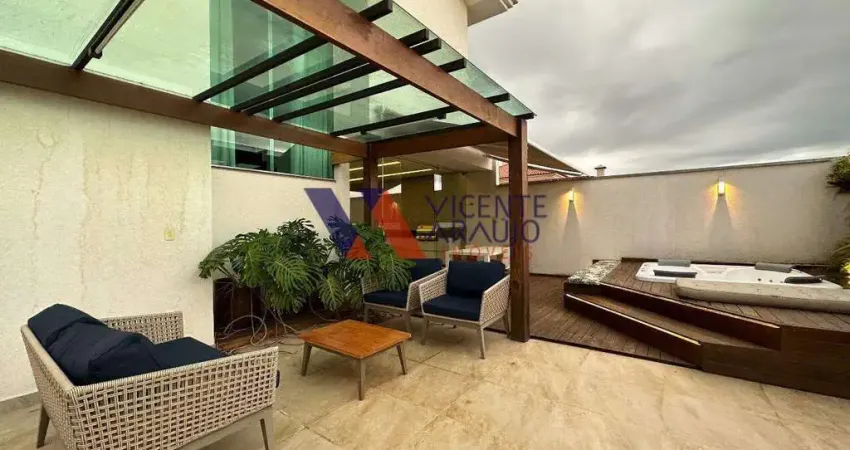 Casa de alto padrão com 3 suites a venda no bairro mais valorizado da cidade.