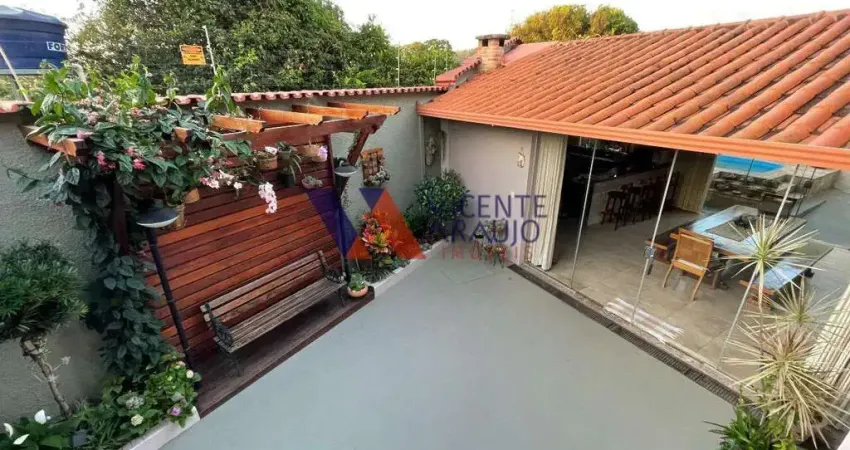 Casa com 4 quartos à venda na Rua Rita Saraiva de Oliveira, Vianópolis, Betim