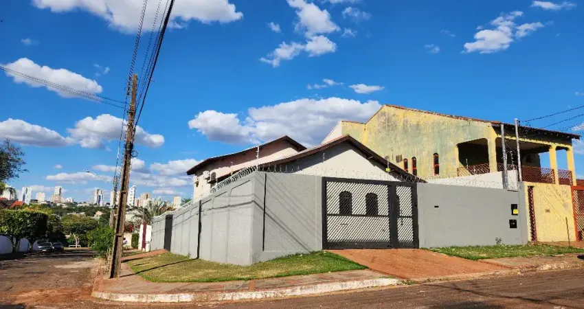 Casa com 2 quartos à venda na Rua Moreira Cabral, Vila Planalto, Campo Grande