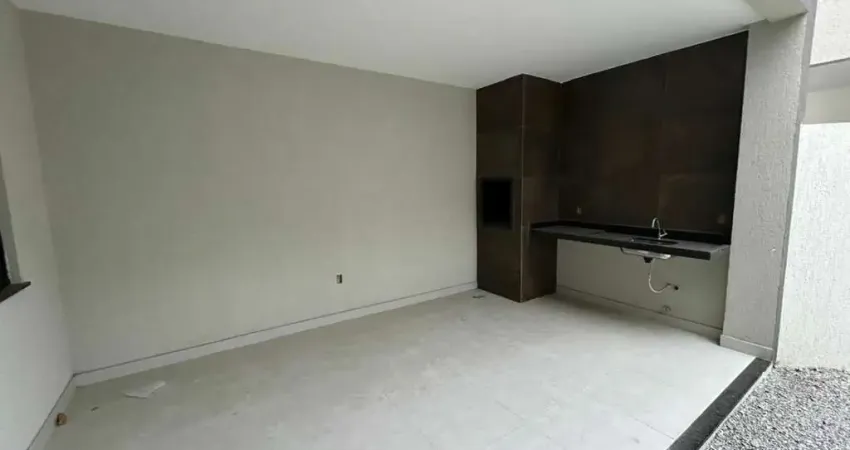 Casa com 3 quartos à venda na Avenida Ouro Verde, 1110, Ouro Verde, Rio das Ostras