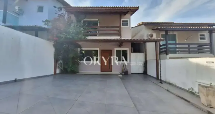 Casa em condomínio com 03q para locação na granja dos cavaleiros.