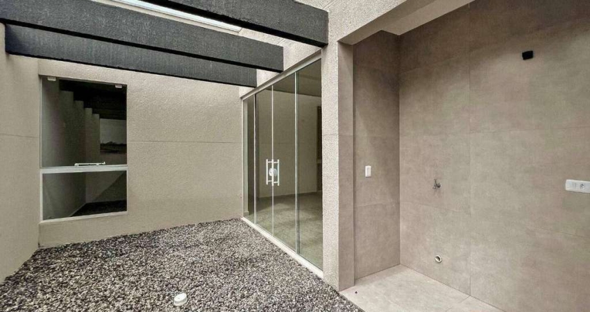 PRONTA PRA MORAR! Casa com 3 dormitórios à venda, 60m² por R$ 280.000 - São José - Itapoá/SC