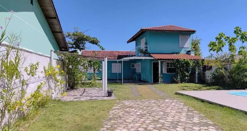 Sobrado com 3 dormitórios à venda, 156 m² por R$ 720.000,00 - Praia Das Conchas - Itapoá/SC