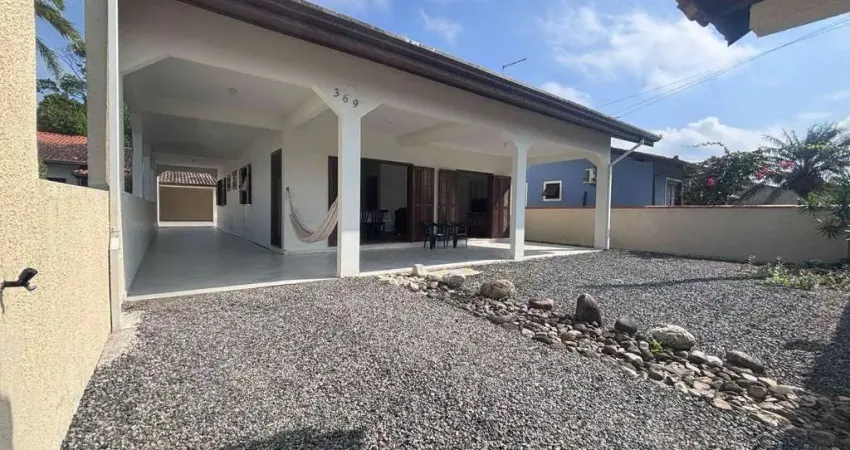 Casa com 4 dormitórios à venda, 207 m² por R$ 700.000,00 - Itapema do Sai II - Itapoá/SC