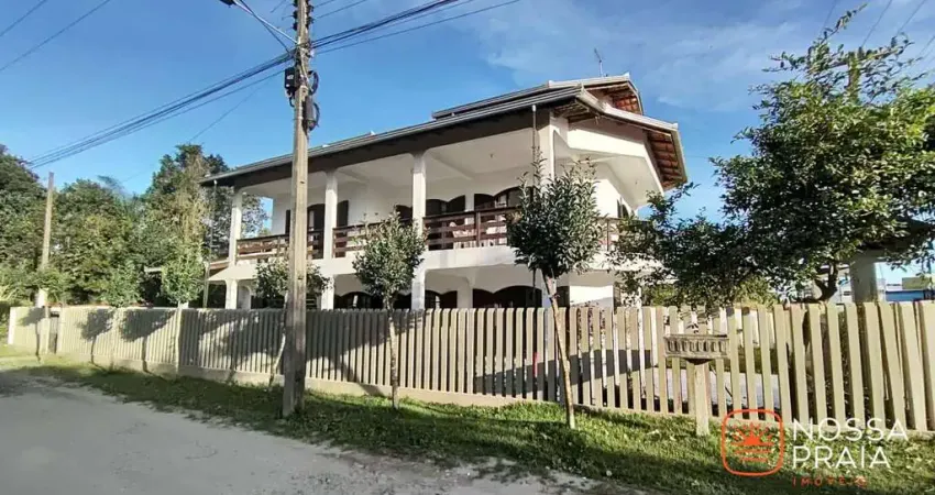 Sobrado com 5 dormitórios à venda, 121 m² por r$ 2.120.000 - itapoá - itapoá/sc