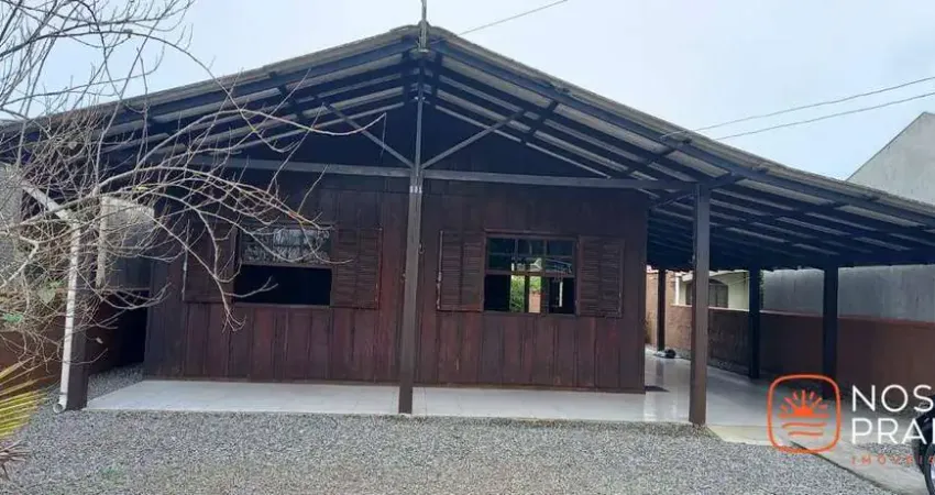 Casa com 2 dormitórios à venda, 140 m² por R$ 396.000 - Itapema do Sai - Itapoá/SC