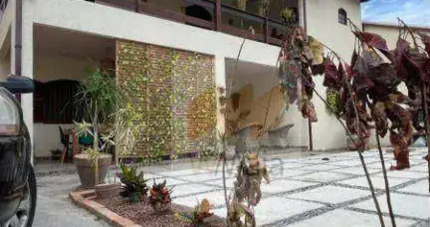 Casa com 4 dormitórios à venda, 185 m² - Palmeiras - Cabo Frio/RJ