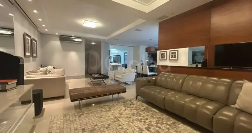 Apartamento com 3 quartos à venda na Rua Esteves Júnior, 680, Centro, Florianópolis