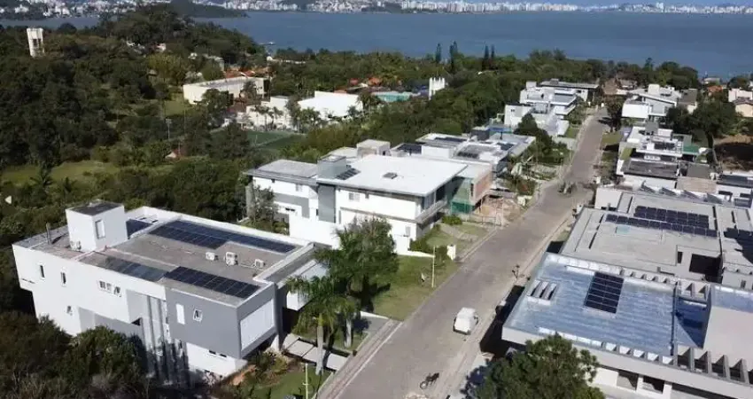 Terreno em condomínio fechado à venda na Estrada Haroldo Soares Glavan, 1759, Cacupé, Florianópolis