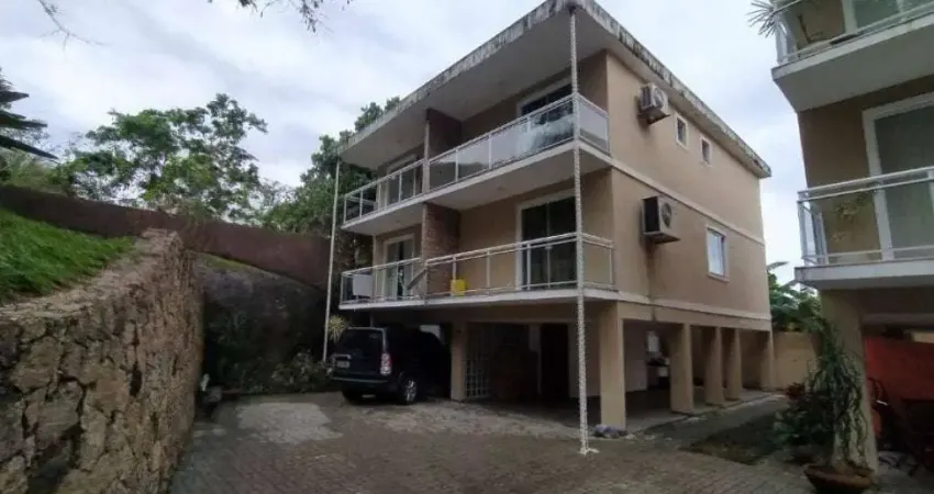 Casa em Condomínio 149 m² (01 vaga) - Piratininga - Niterói - RJ