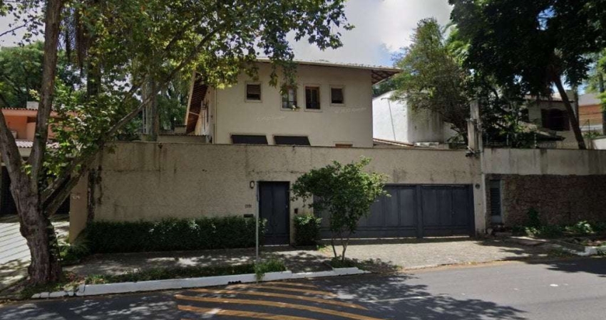 Casa à venda na Rua das Begônias, 99, Cidade Jardim, São Paulo