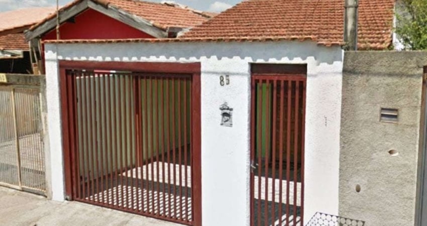 Casa à venda na Rua Tapirapé, 85, Vila Dias, Mogi Mirim