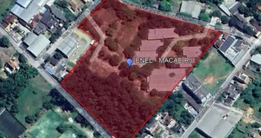 Área de 33.800 m² com 2.615 m² de construção - Granja dos Cavaleiros - Macaé - RJ