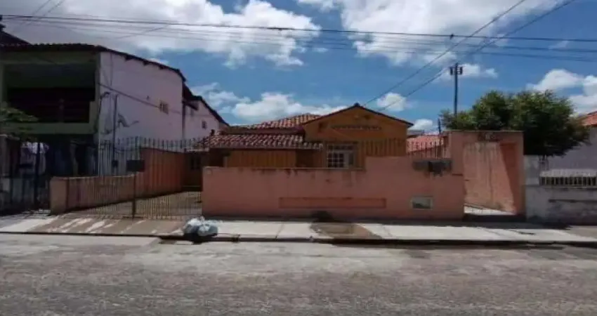 Casa 295 m² - Fortaleza-CE - Rua Pero Coelho, 954 - Centro