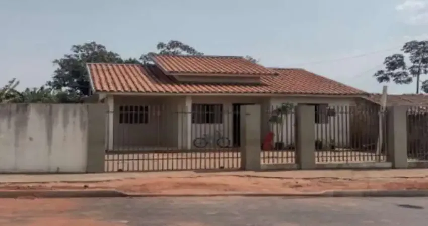 Casa à venda na Rua Matão, 73, Centro, Loanda