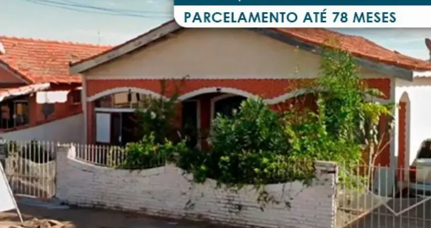 Casa à venda na Rua Humberto Caravita, 154, Recanto das Águas, São Pedro