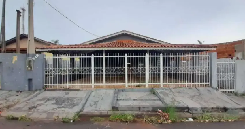 Casa com 3 quartos à venda na Rua Emilio Chiesa, 842, Hossoi, Pereira Barreto
