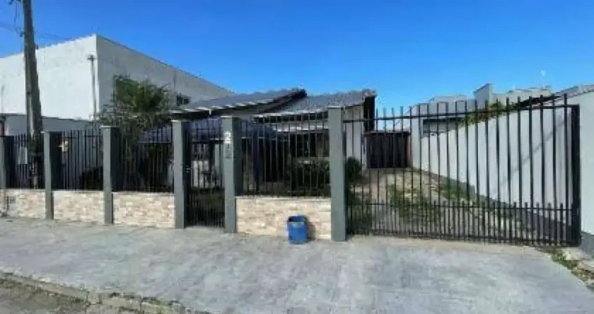 Casa com 3 quartos à venda na Rua Caio Jonas Portella, 272, Centro, Tijucas