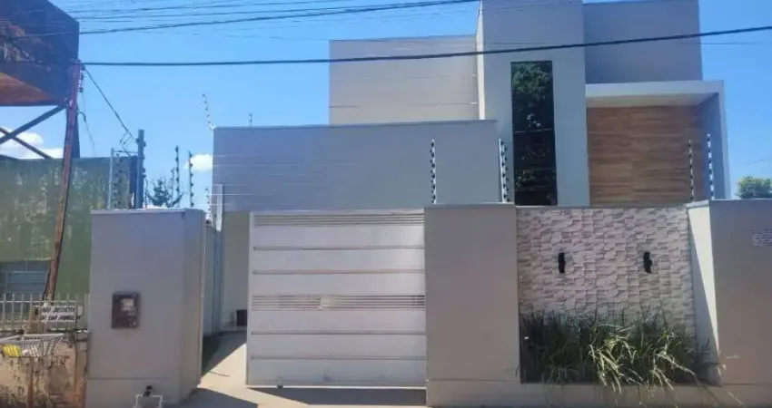 Casa com 3 quartos à venda na Rua Joaquim Murtinho, s/n, Centro, Poconé