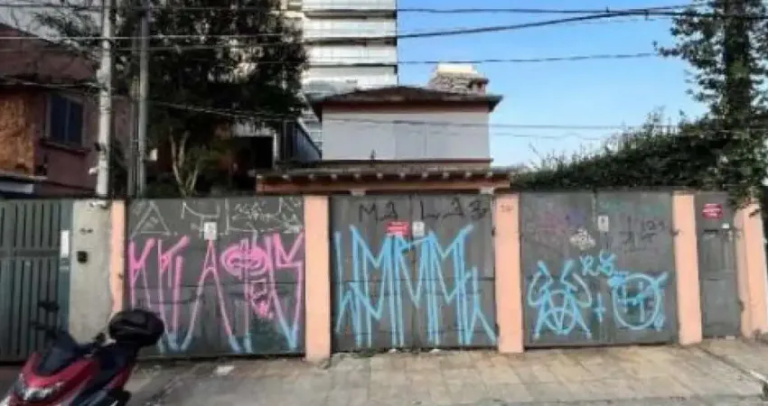Casa à venda na Rua Teçaindá, 76, Pinheiros, São Paulo